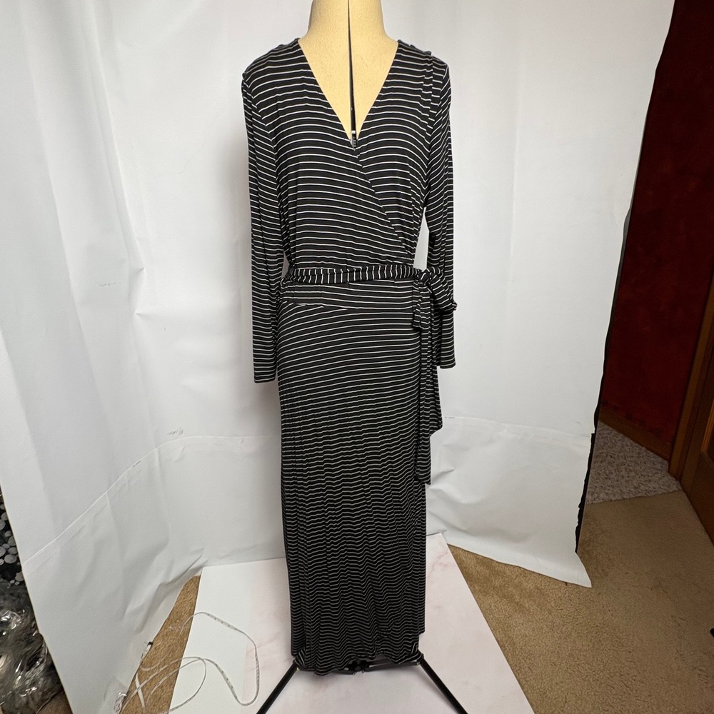 Gap Womens Black White Striped Long Sleeve Wrap Maxi Dress Medium Jersey Knit